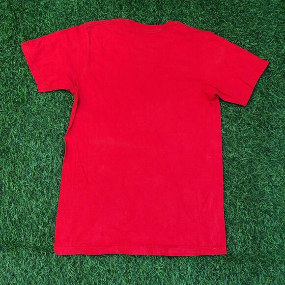 Men’s Red Cleveland ‘C’ Graphic Tee - Picture 2 of 4